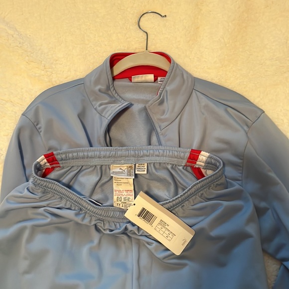 Beautiful baby blue Puma tracksuit - Picture 6 of 8